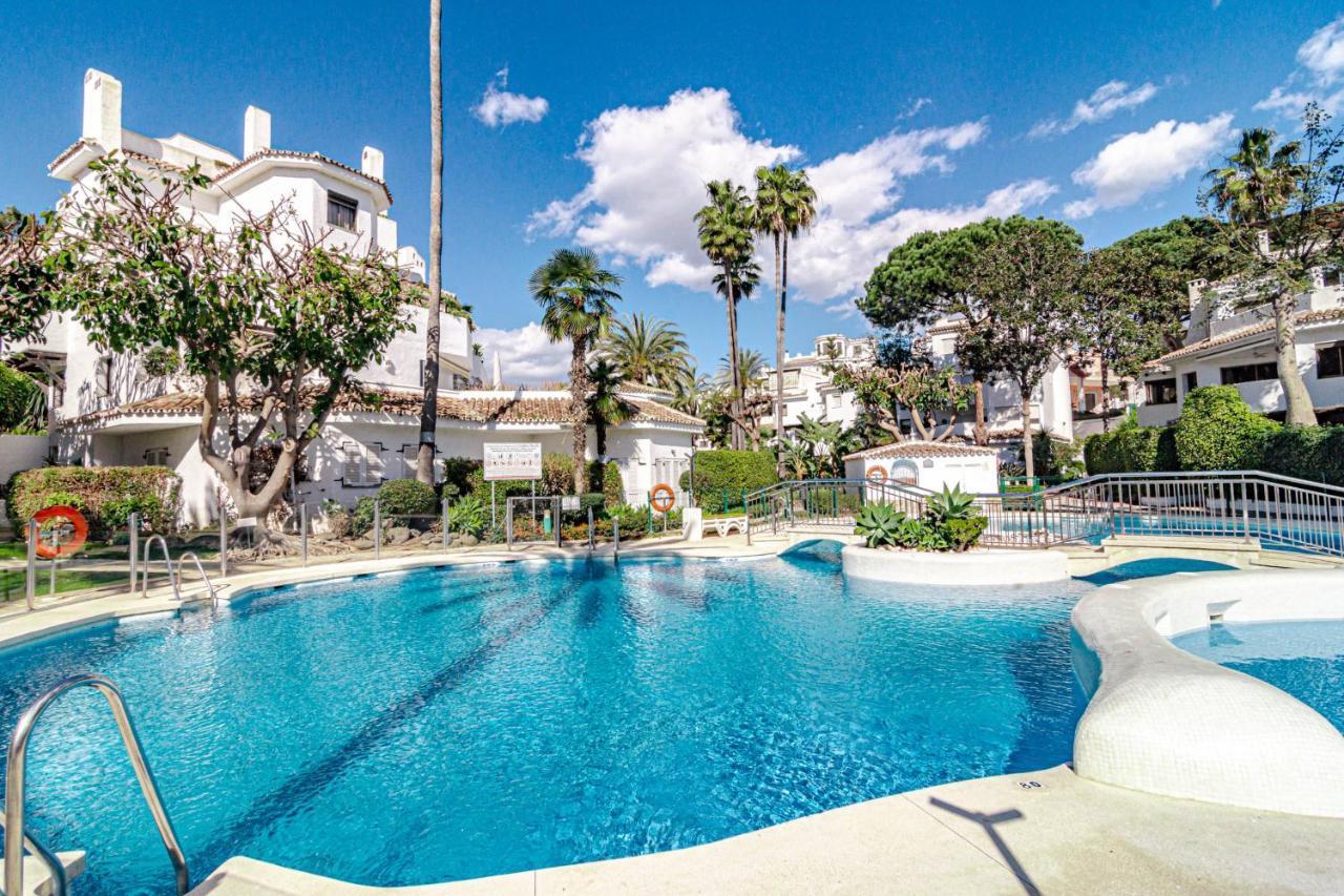 Gbh - Casa Golden Beach By Roomservices Marbella Exteriör bild